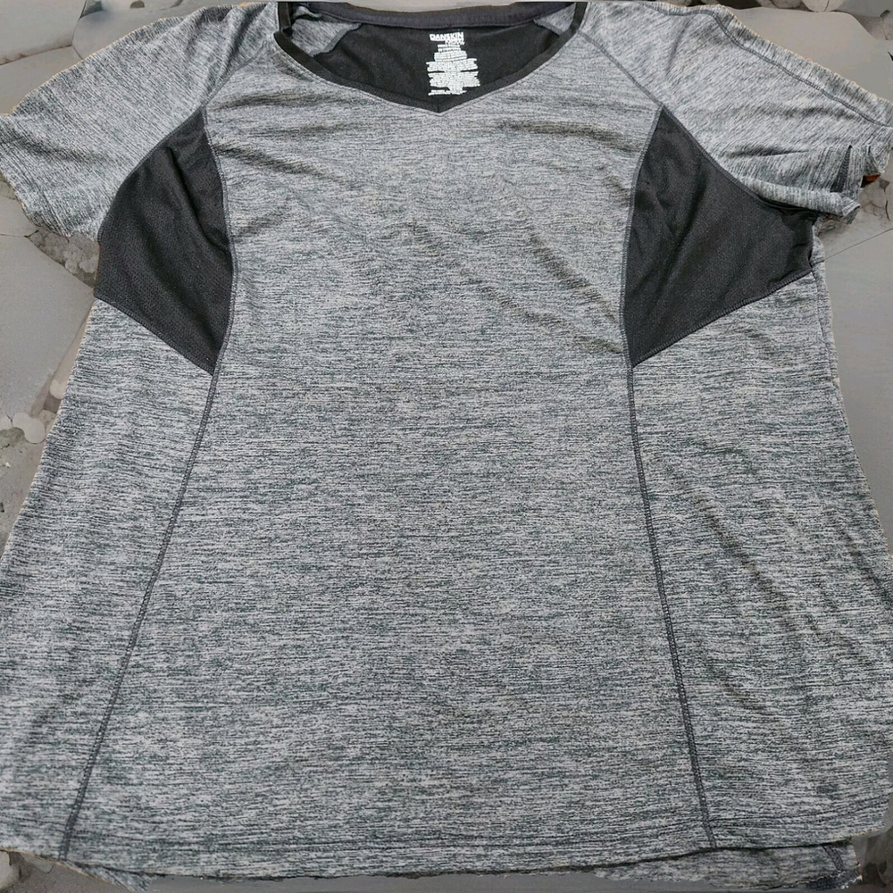 Danskin Now Dri-More Womens Shirt Semi-Fitted 2XL(18W-20W) Short Sleeves
